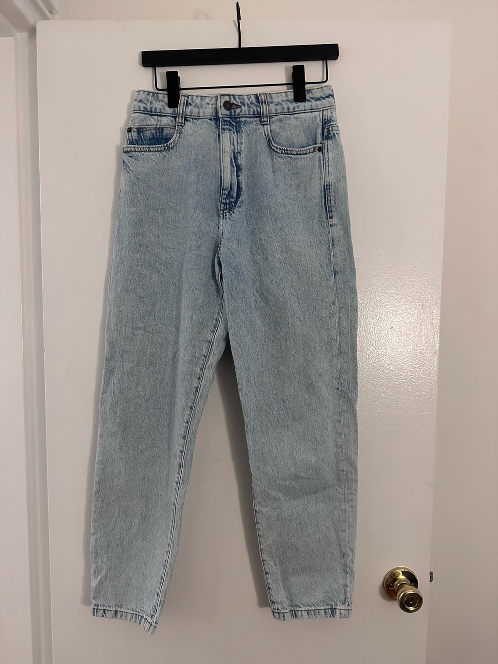 Zara Light Wash Jeans